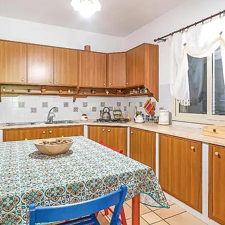 度假居 5 Bedroom Beautiful In 诺托